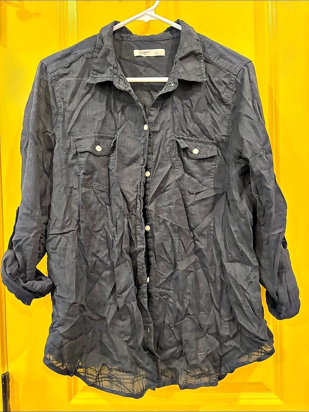 Old Navy Cotton Button Down Shirt in Black Size Large
